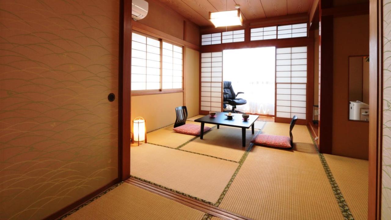 Baigetsu Ryokan Shimosuwa Экстерьер фото